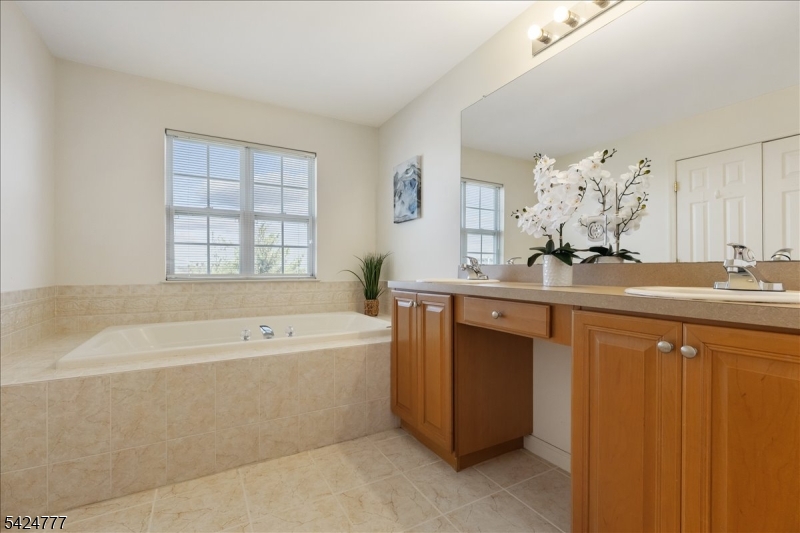 Montgomery Hills - Residential