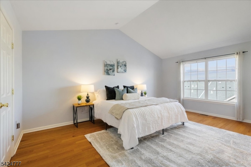 Montgomery Hills - Residential