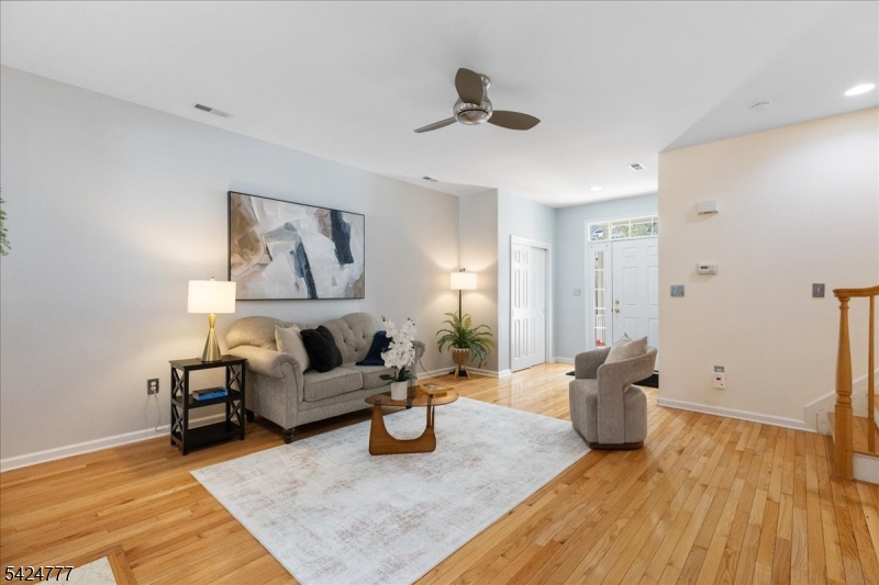 Montgomery Hills - Residential