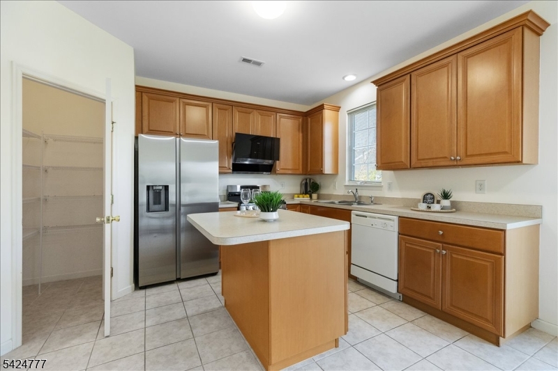 Montgomery Hills - Residential