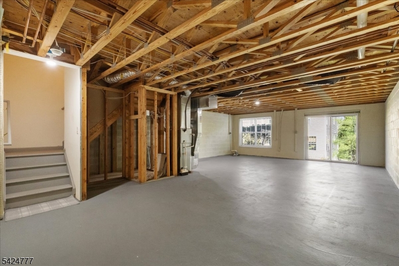 Montgomery Hills - Residential