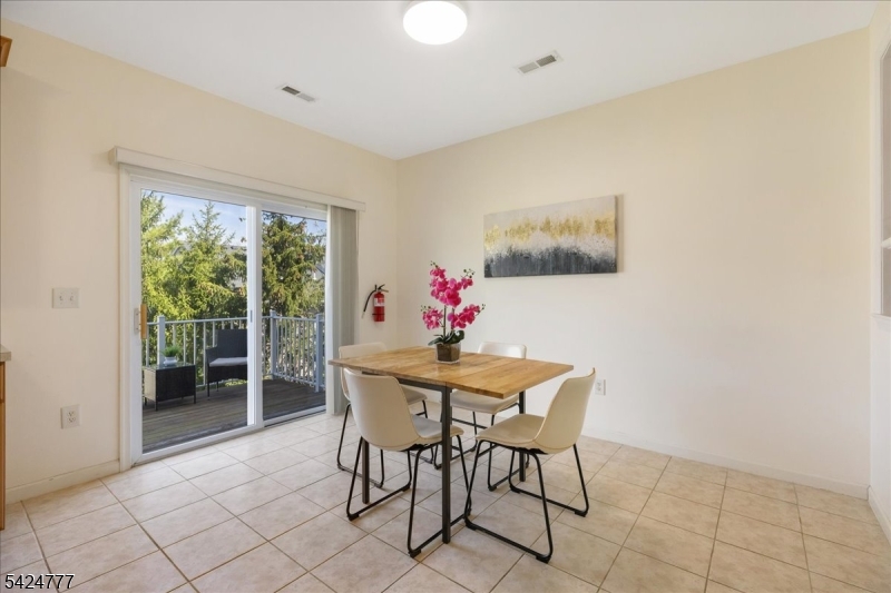 Montgomery Hills - Residential