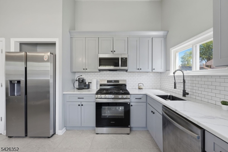 Woodbridge Knolls - Residential