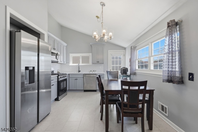 Woodbridge Knolls - Residential