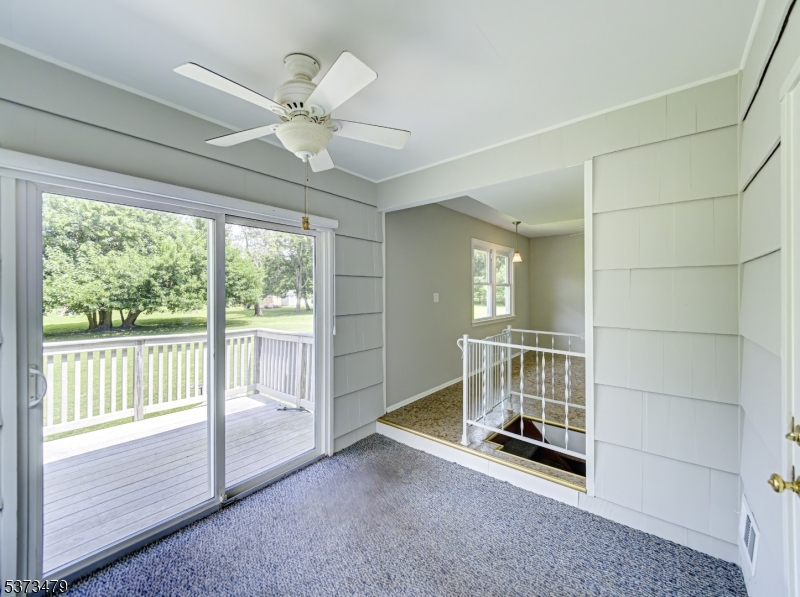 BROAD ACRES - Residential