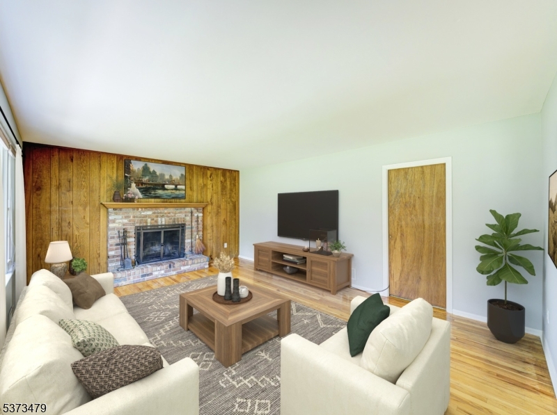 BROAD ACRES - Residential