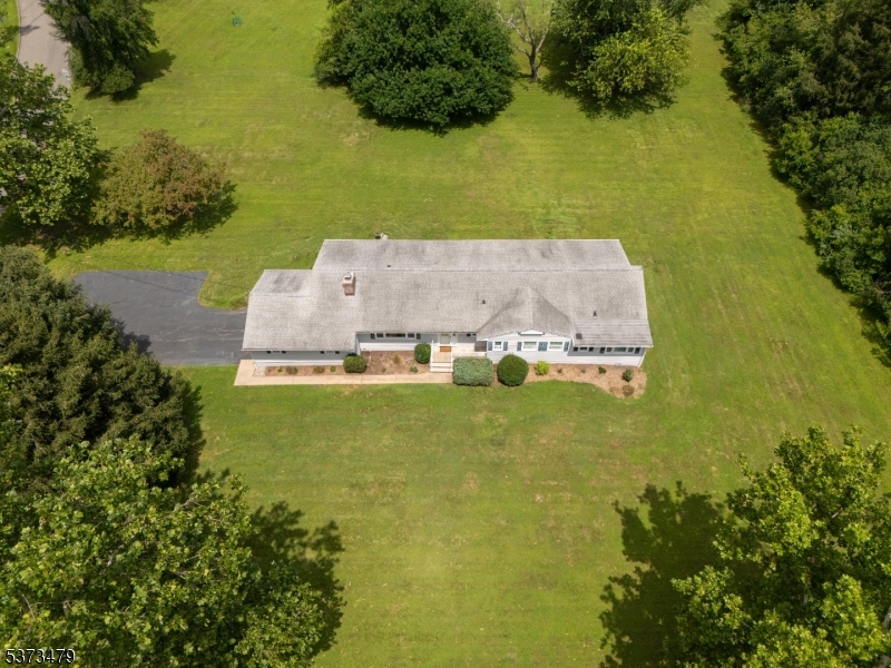 BROAD ACRES - Residential