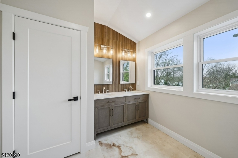 Central Villas - Residential