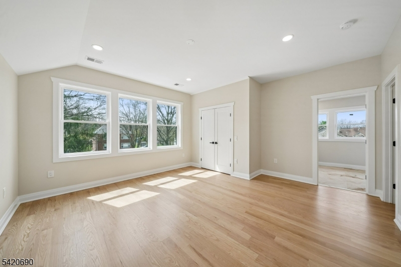 Central Villas - Residential