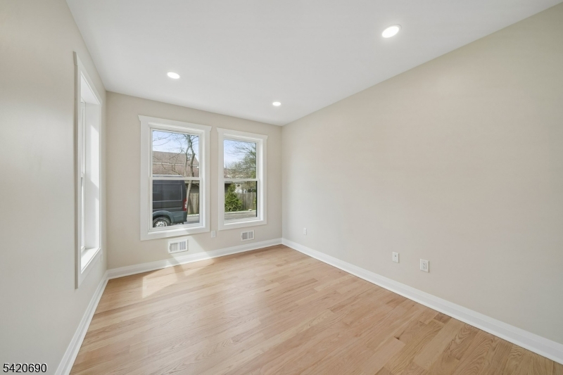 Central Villas - Residential