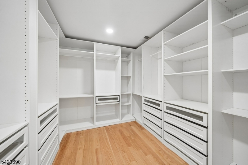 Central Villas - Residential