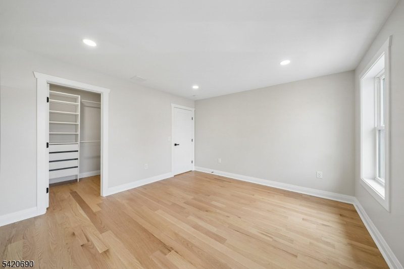 Central Villas - Residential