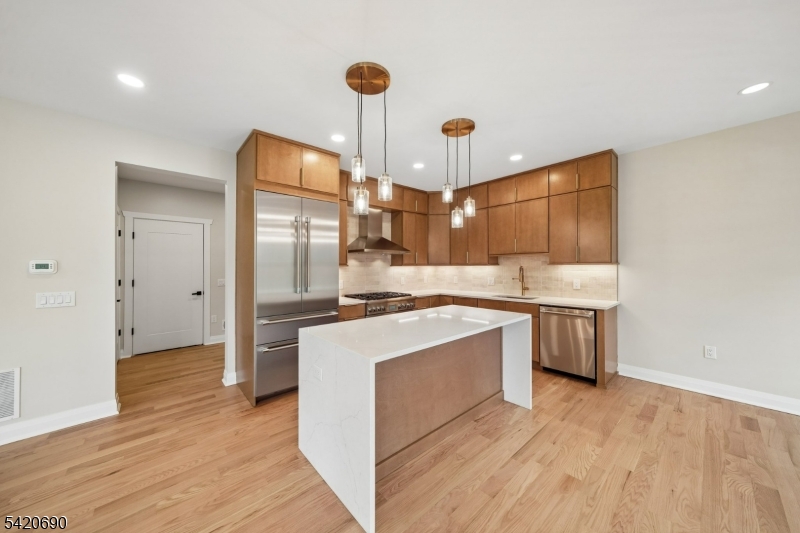 Central Villas - Residential