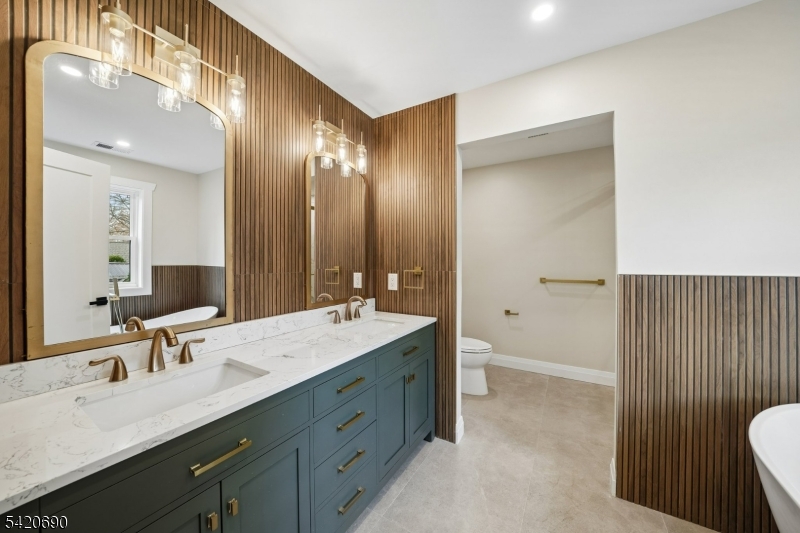 Central Villas - Residential