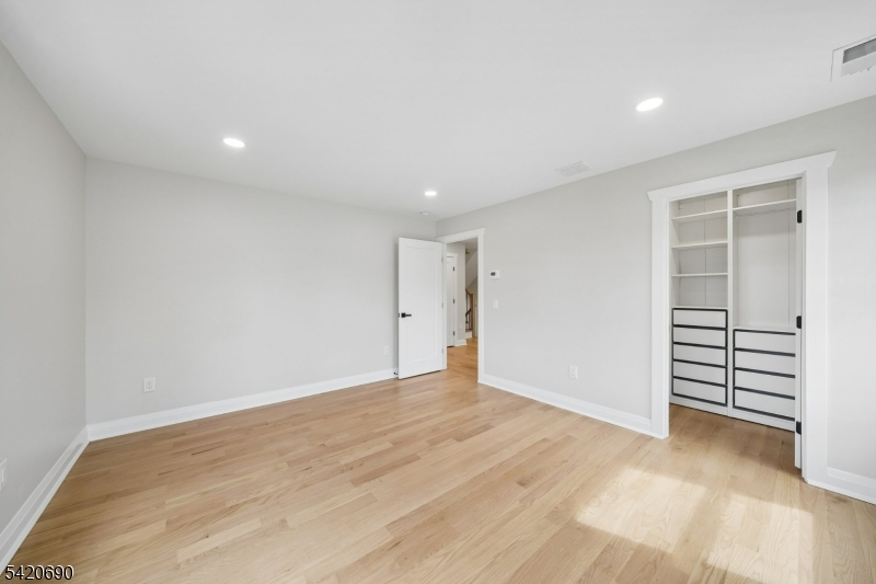 Central Villas - Residential