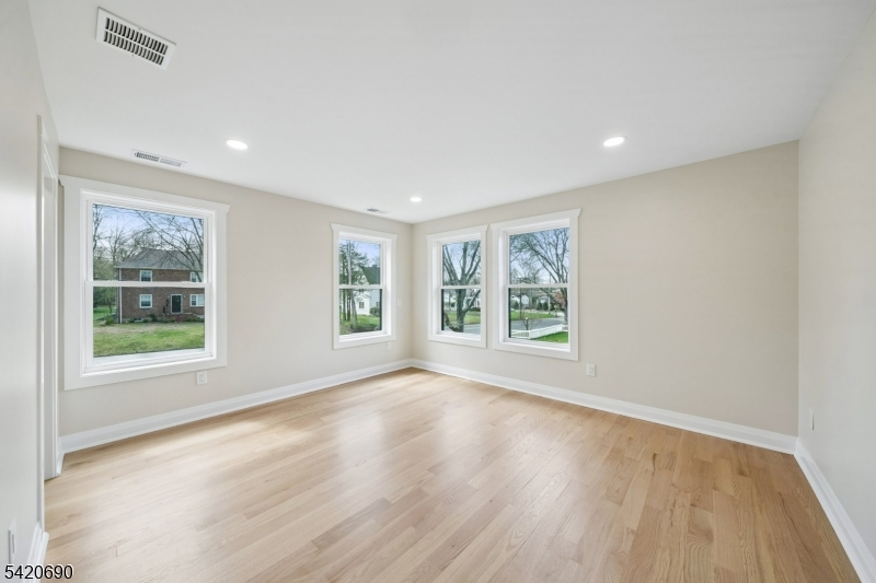 Central Villas - Residential