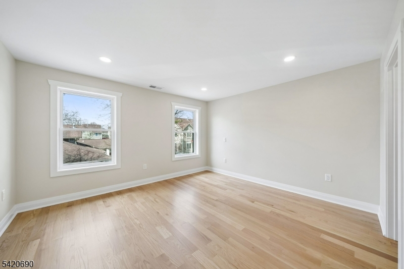 Central Villas - Residential