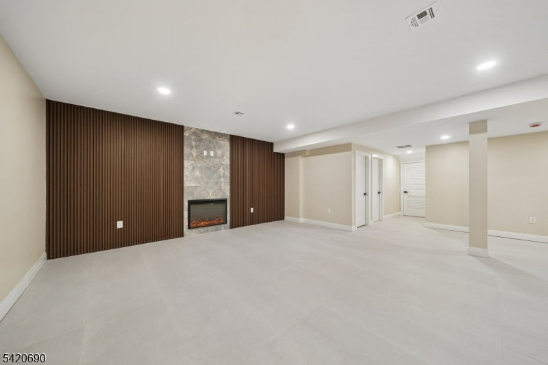 Central Villas - Residential