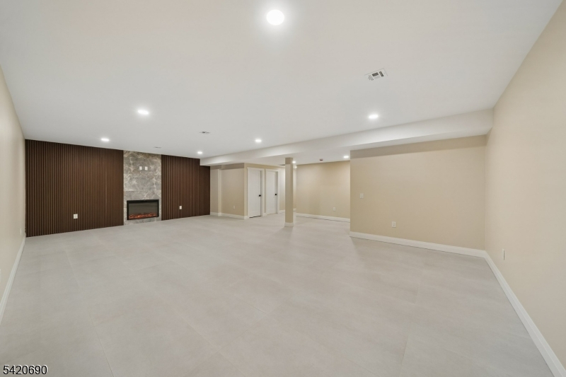 Central Villas - Residential