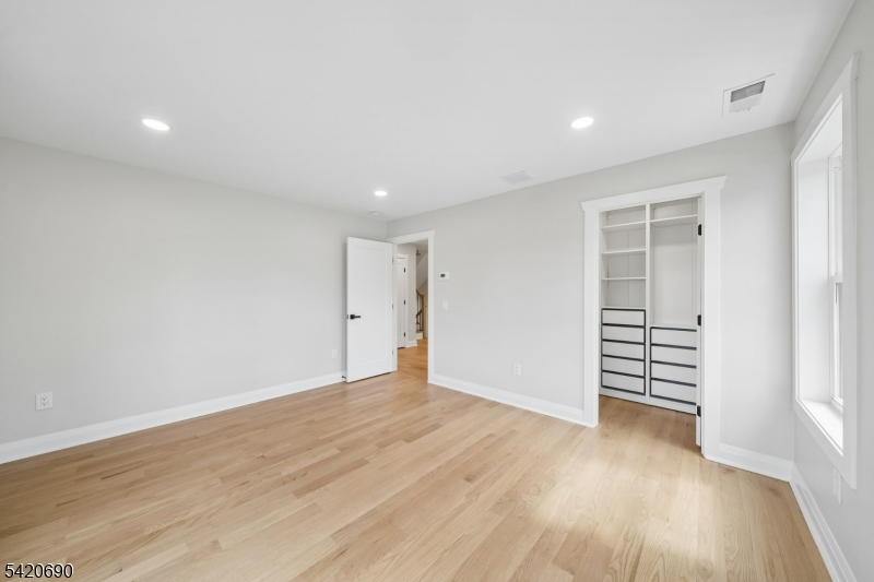 Central Villas - Residential