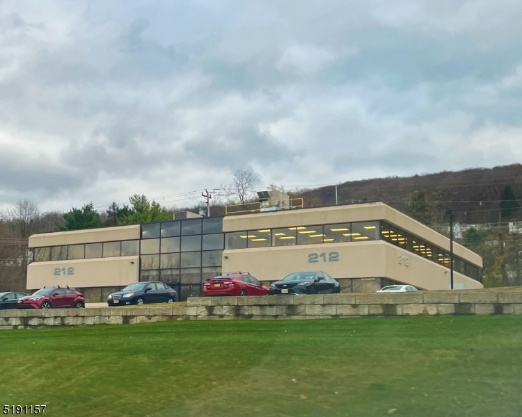 Vernon Twp., New Jersey 07462, United States, ,Commercial,Active,74096