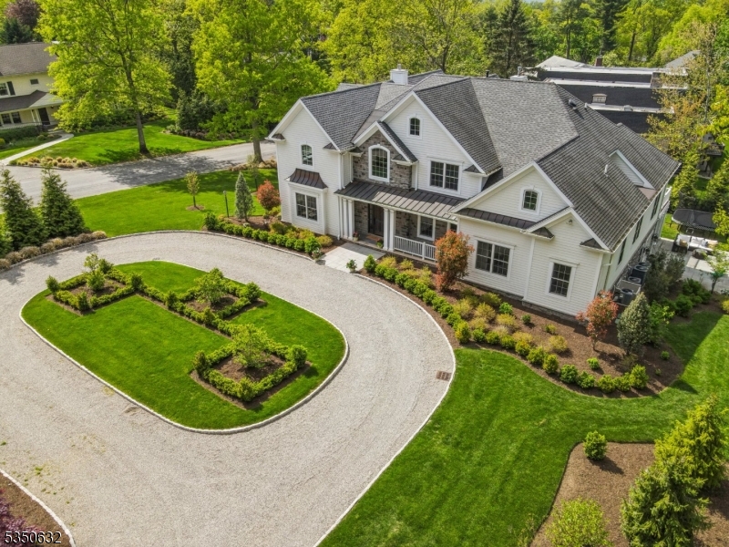260 Hartshorn Dr