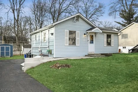118 Lackawanna Trl, Hopatcong Boro, NJ 07843 - MLS#: 3948795