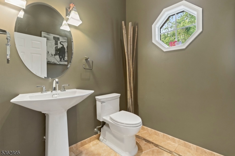 Woodlake Crest - Residential