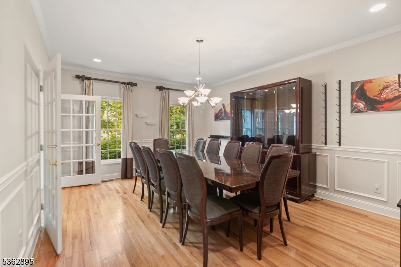 Woodlake Crest - Residential