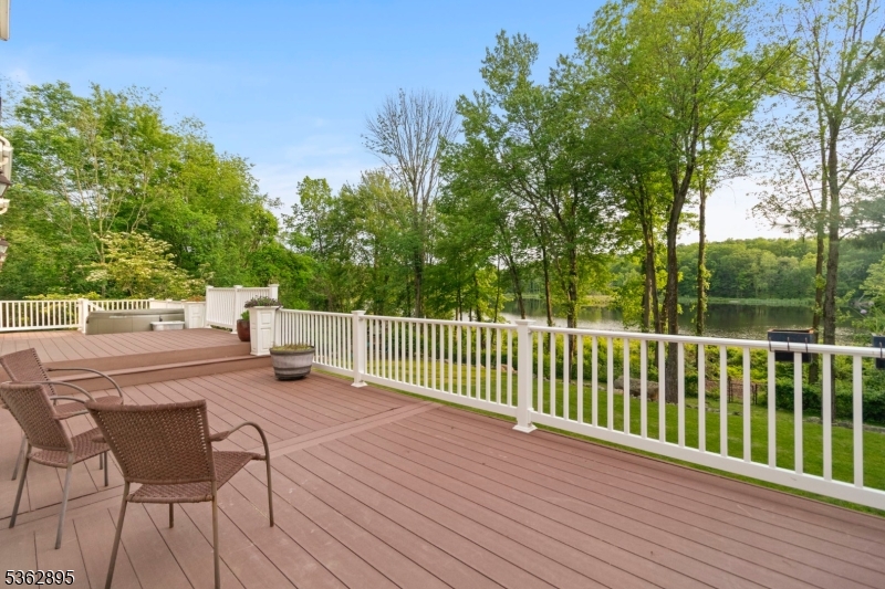 Woodlake Crest - Residential