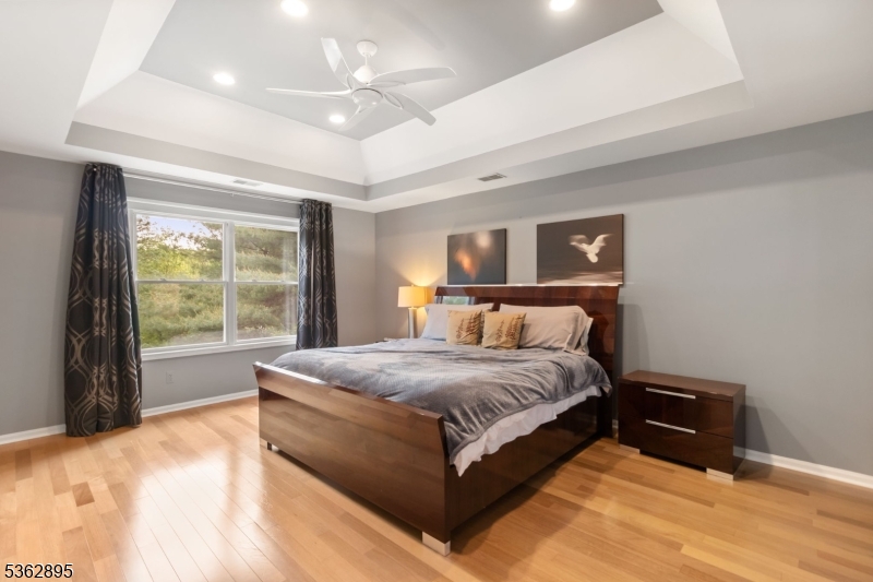 Woodlake Crest - Residential