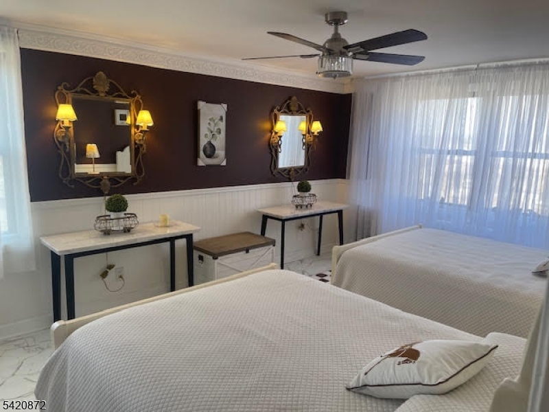 Elmora - Residential