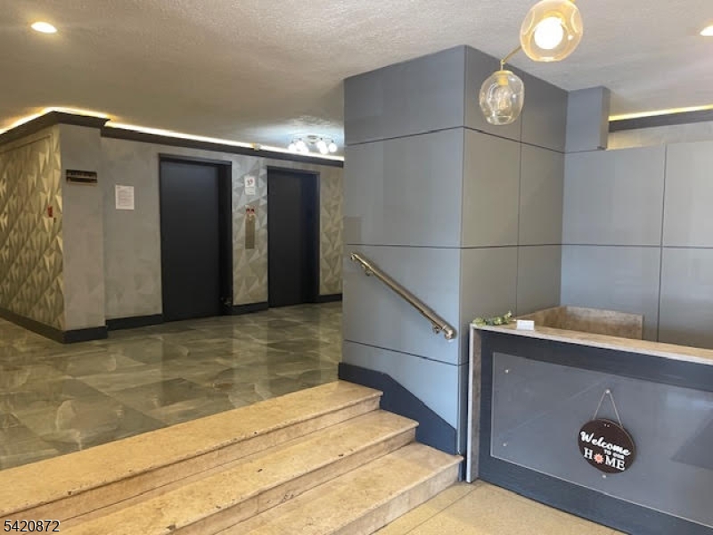 Elmora - Residential