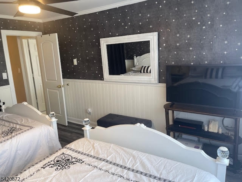 Elmora - Residential