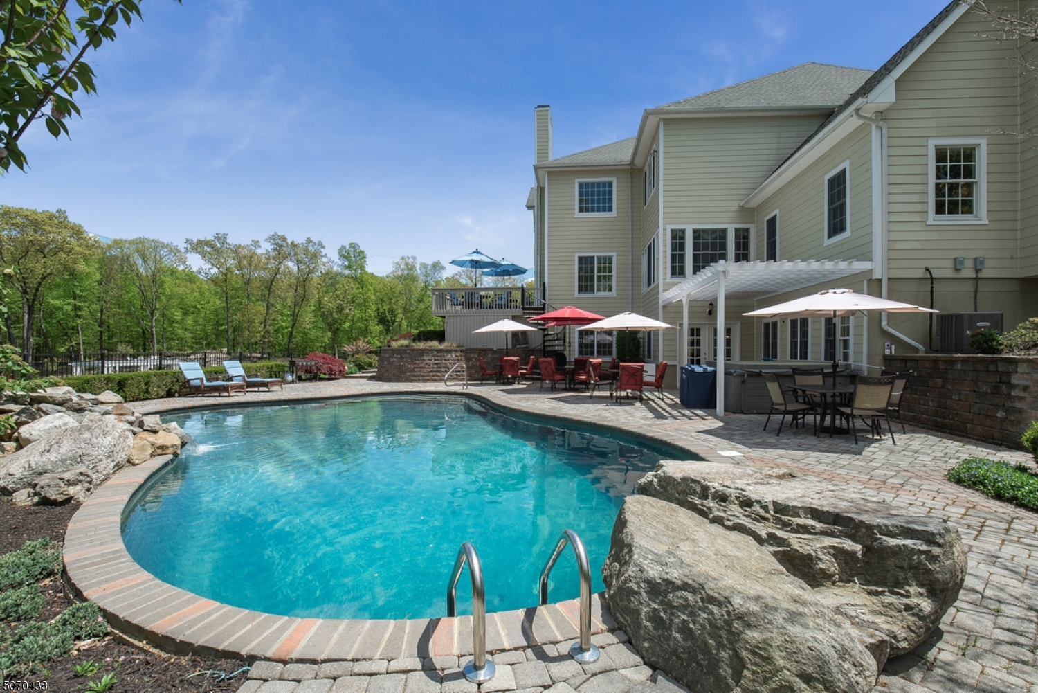 The Estates at Fox Run - Residential