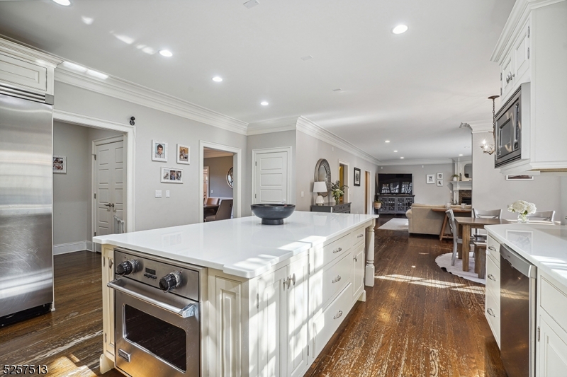 Memorial Field - Residential