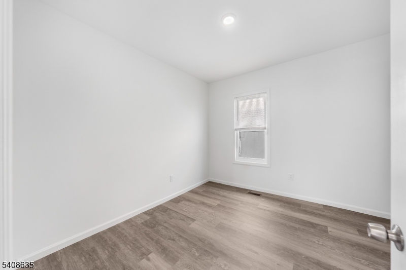 East Linden - Residential Income