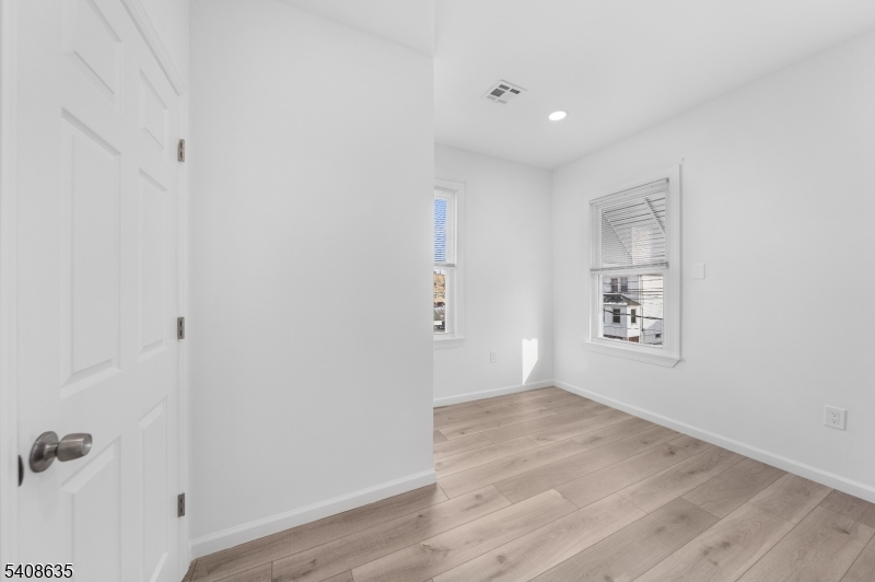 East Linden - Residential Income