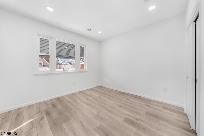 East Linden - Residential Income