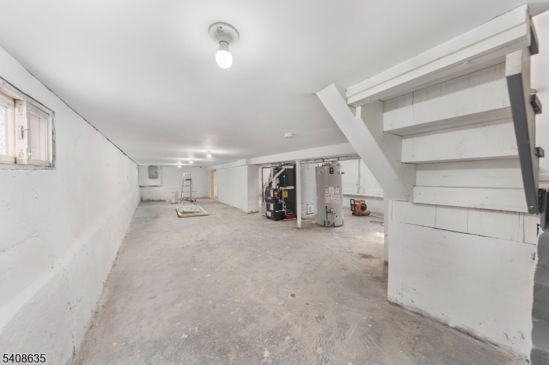 East Linden - Residential Income