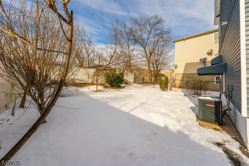 East Linden - Residential Income