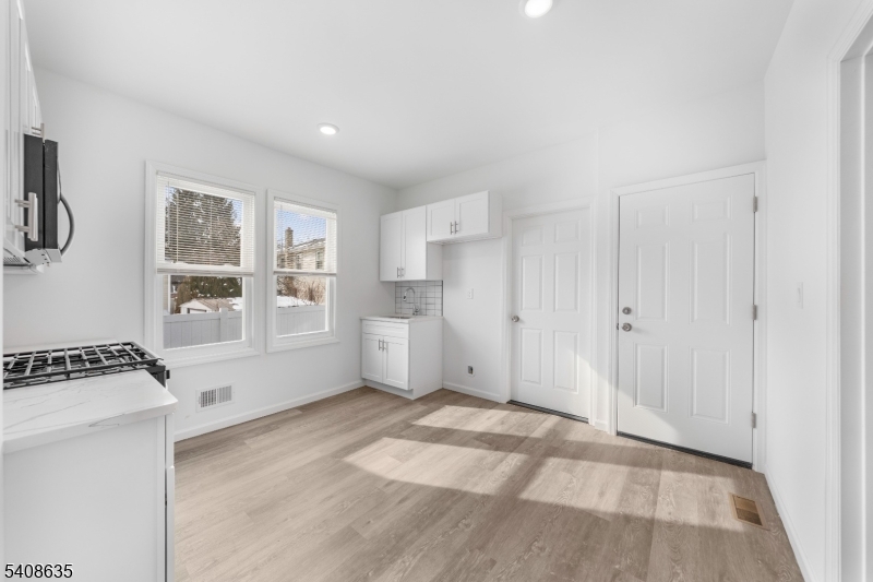 East Linden - Residential Income