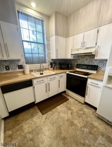 Panther Valley - Residential