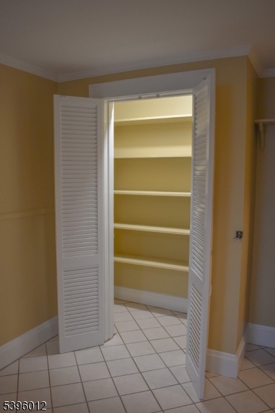 In town - Residential Lease