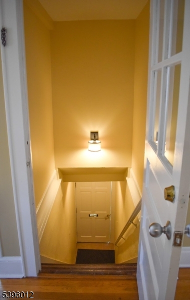 In town - Residential Lease