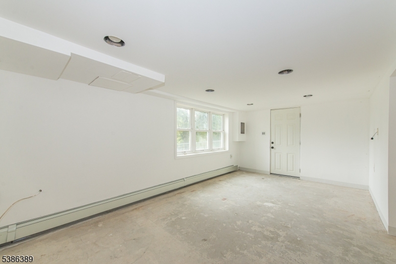 Lake Neepaulin - Residential