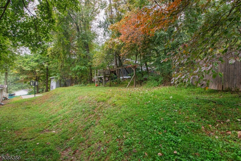 Lake Neepaulin - Residential