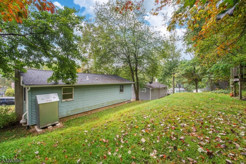 Lake Neepaulin - Residential