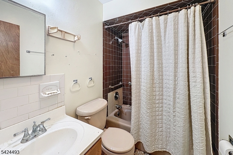 White Meadow Lake - Residential