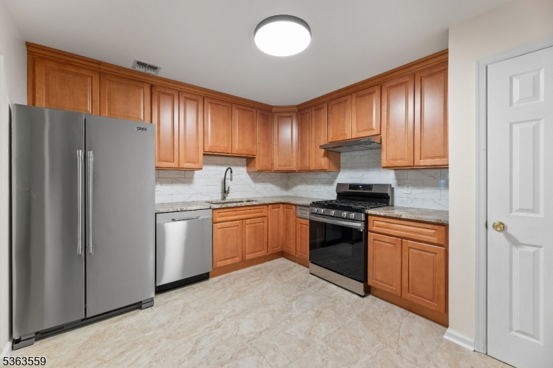 Birch Glen Condos - Residential